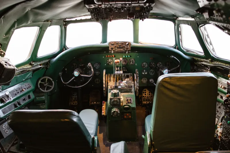 Pilotes sans cockpit : l'aviation autonome face au mur des certitudes européennes